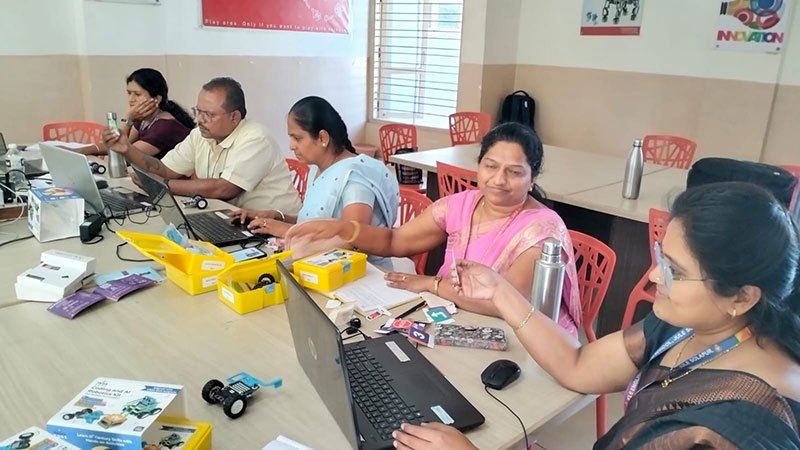 Teachers Learning Program on AI, ML & Block Coding